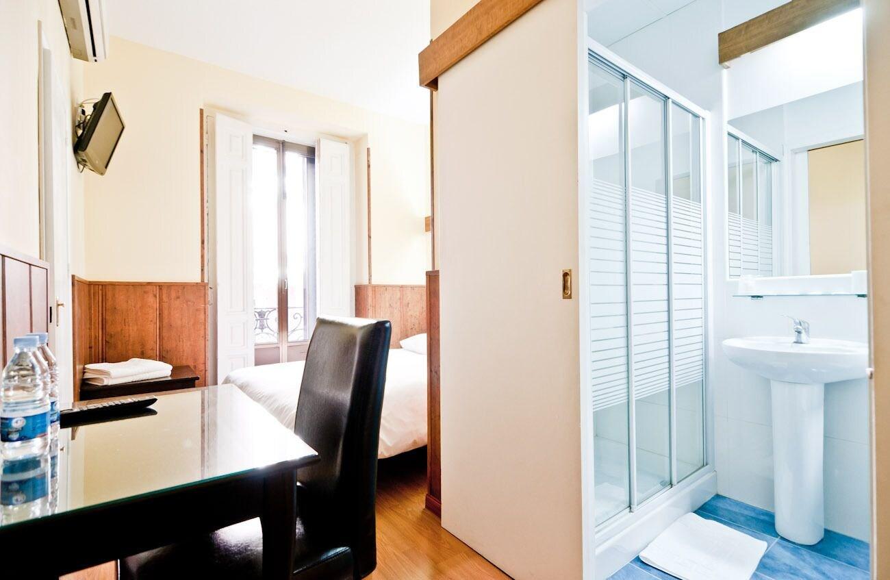 Hostal Asuncion Madrid Kültér fotó