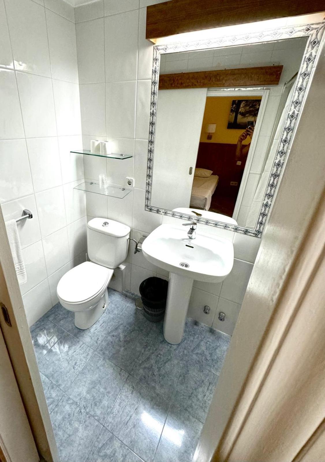 Hostal Asuncion Madrid Kültér fotó
