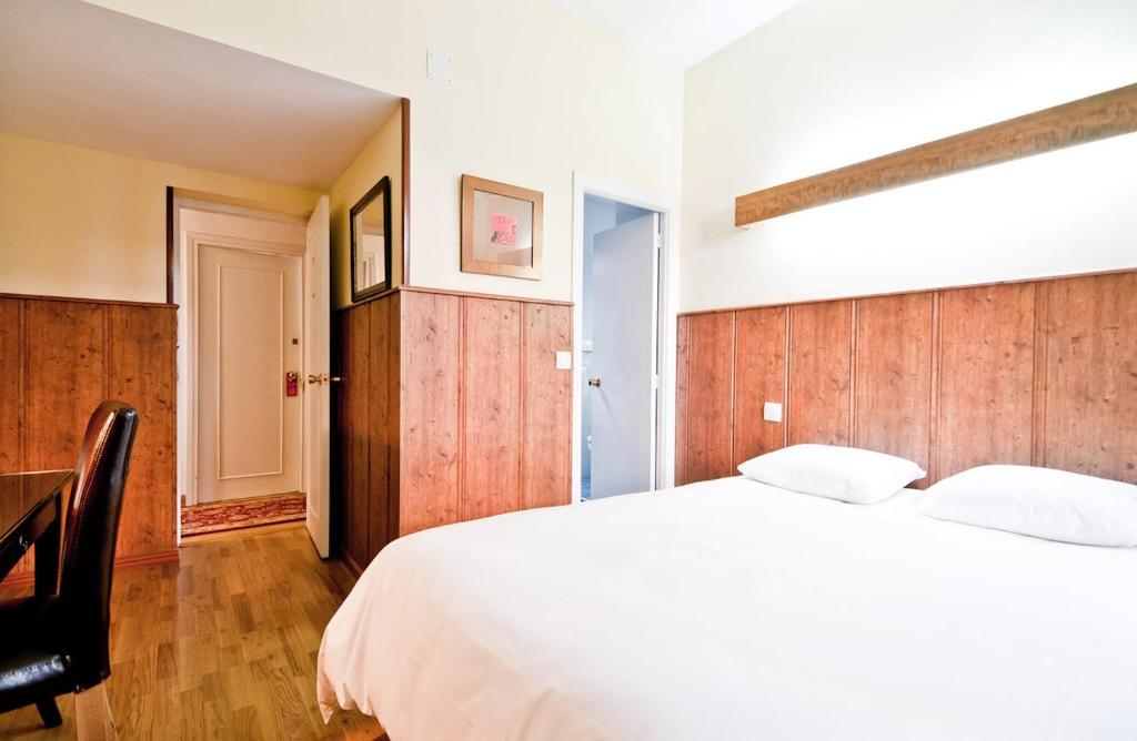 Hostal Asuncion Madrid Szoba fotó