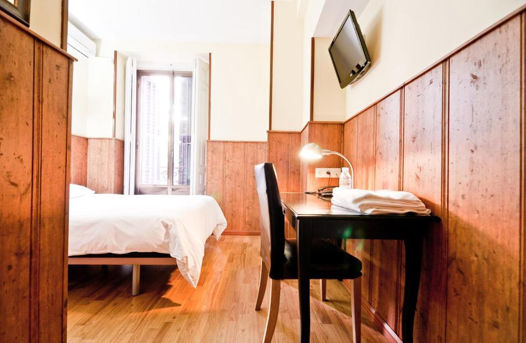 Hostal Asuncion Madrid Szoba fotó
